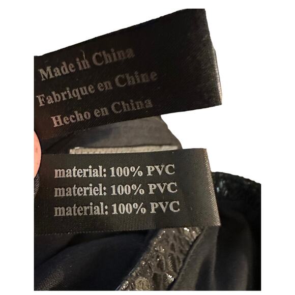 Kenneth Cole Reaction Black Faux Snakeskin Chain Clutch - Picture 7 of 8